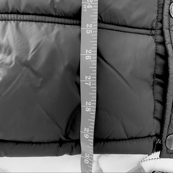 Men’s Warm Winter Hooded Jacket. Hoodie and Faux Feather Removable. Black - Picture 15 of 16